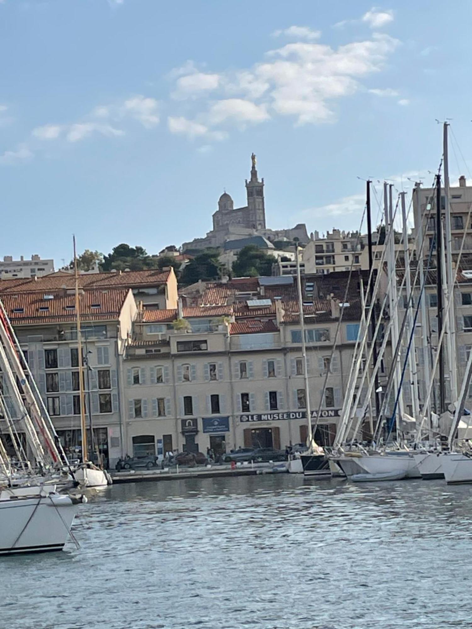 Apartamento Au Coeur Du Vieux Port Marsella Exterior foto